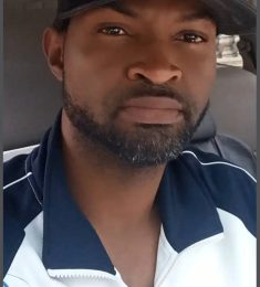 Emmanuel E, 39 years old, Man
