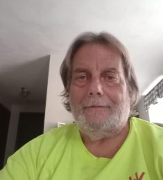 Lee T, 54 years old, Man
